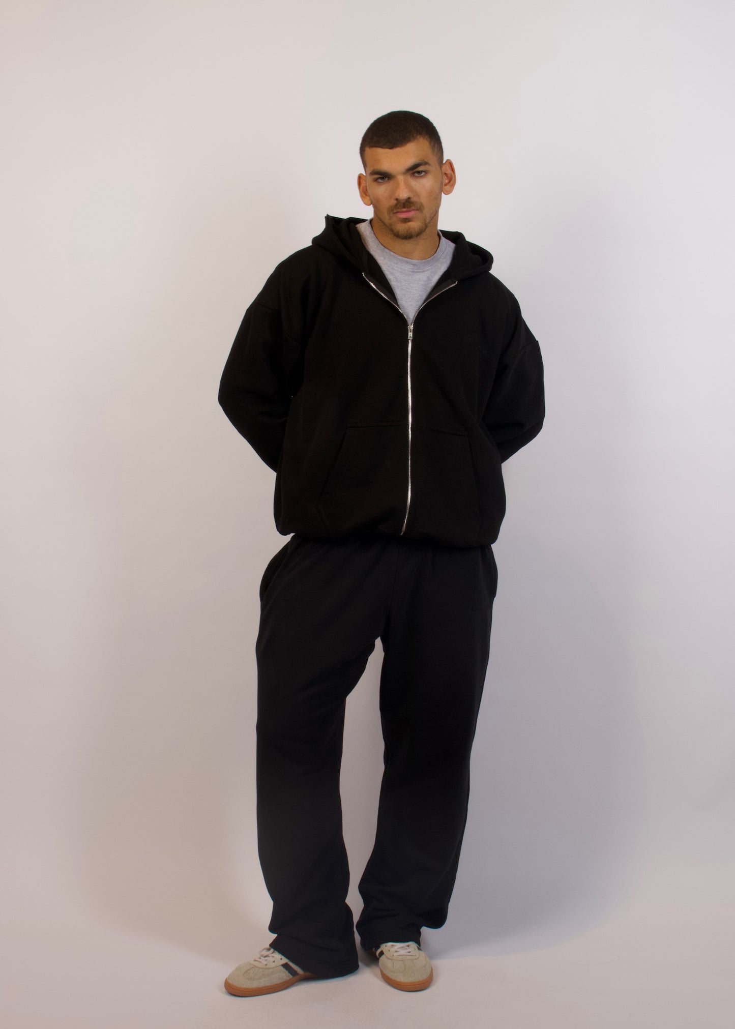 Heavyweight Zip-up - Black